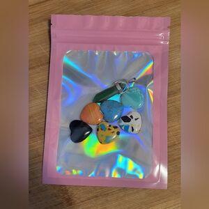 ✨Add To Any Bundle Free✨ 💖Valentine’s Crystal Surprise 💖